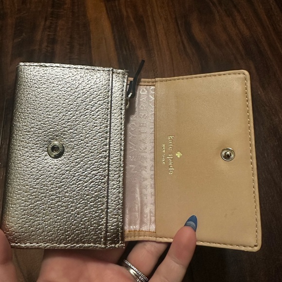 EUC Kate Spade Metallic Pink Keychain Wallet - Picture 6 of 7